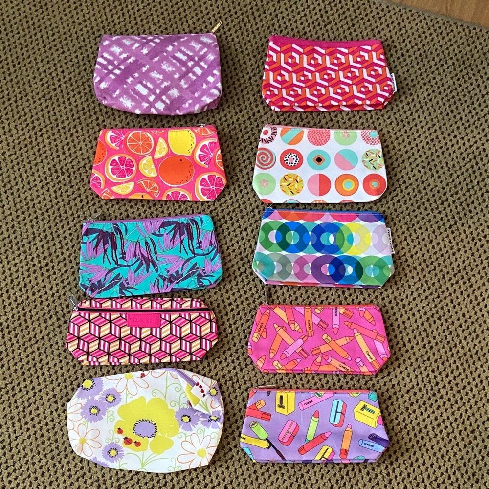 Clinique Colorful Cosmetic Bags Set